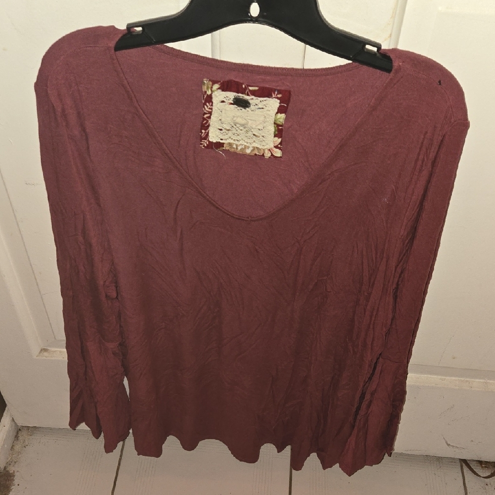 Cupio Wine Long Sleeve Tee